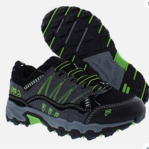 Fila At Peak 21 Boys Sneakers Black Gray with Neon Green Size 5 Low Top Sneakers